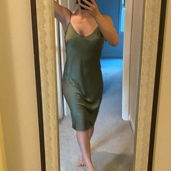 Aritzia Wilfred Only Slip Midi Dress in Bitter Sage - Picture 2 of 7